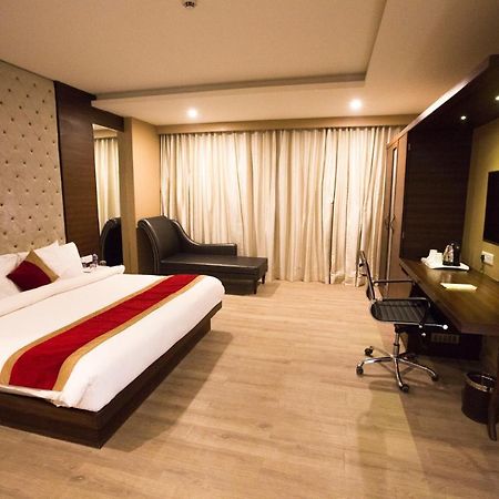 Anjushree Hotel Ujjain Exterior photo
