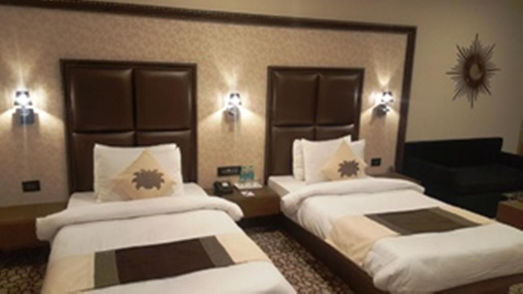 Anjushree Hotel Ujjain Exterior photo