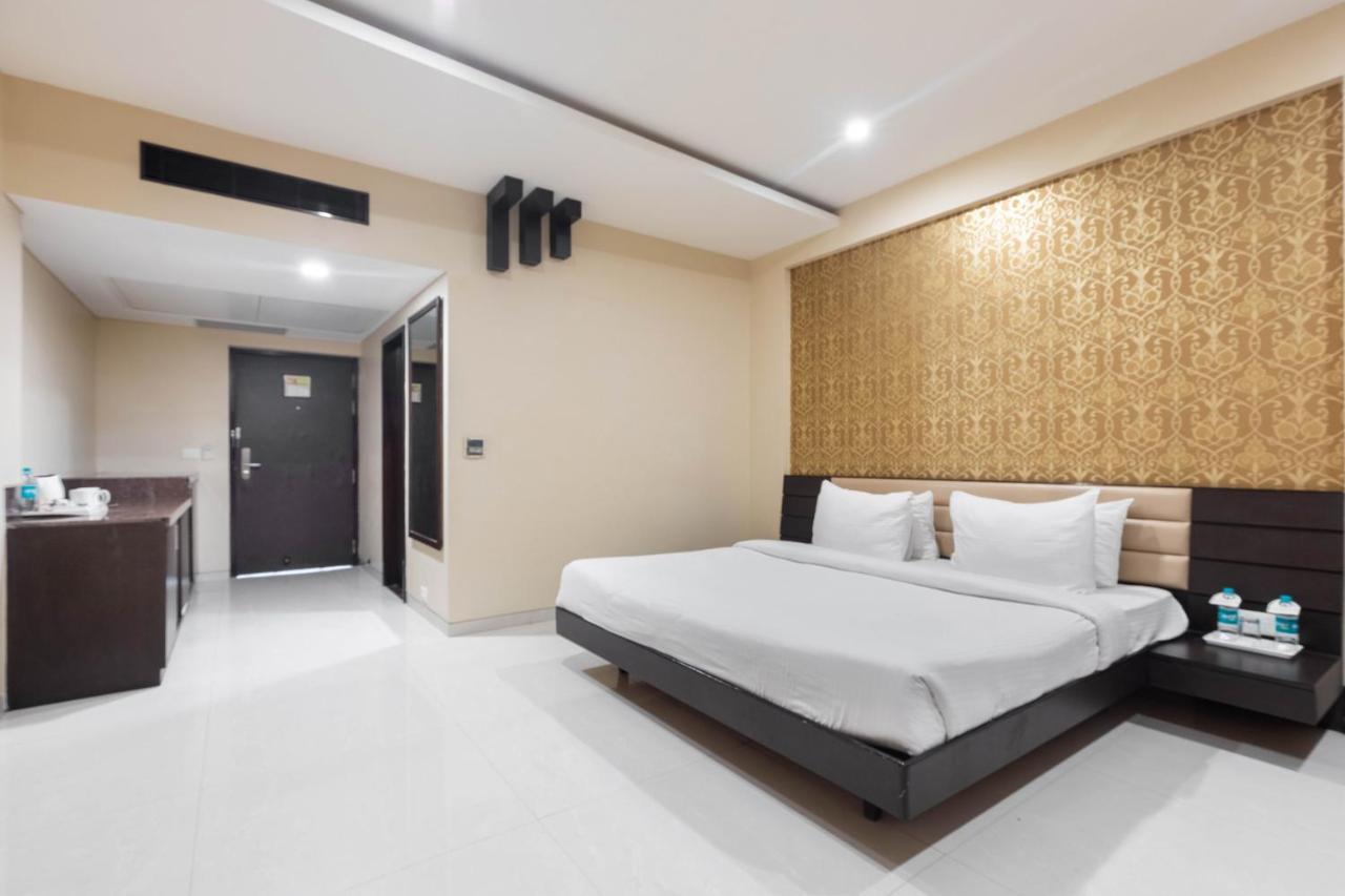 Anjushree Hotel Ujjain Exterior photo